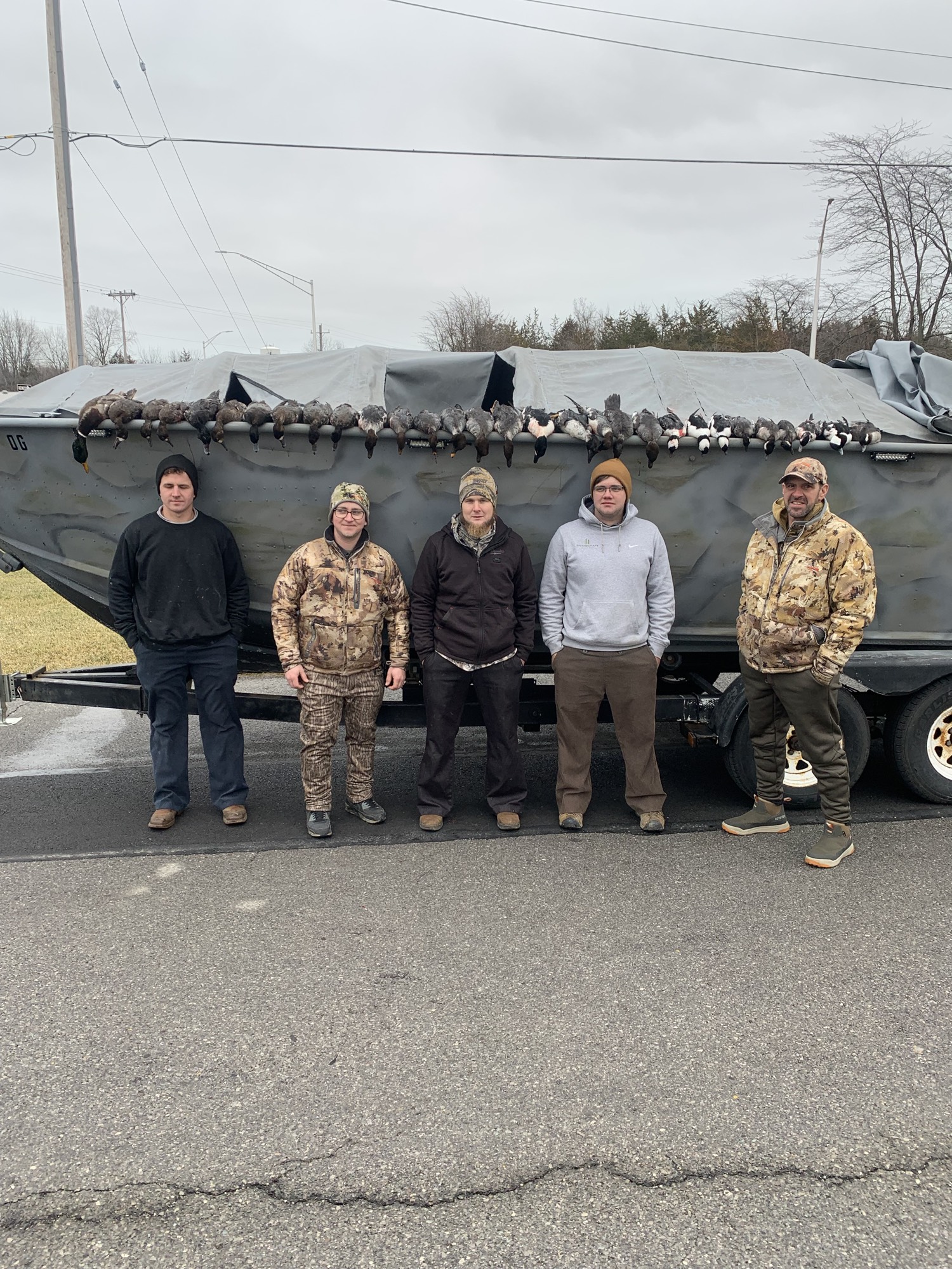 Hunt party and birds